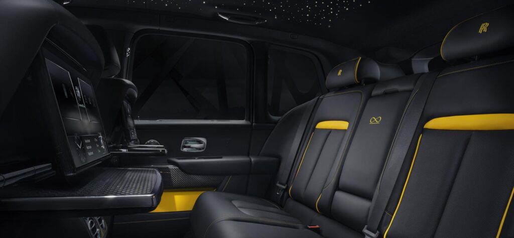 Rolls-Royce Cullinan Black Badge rear seats