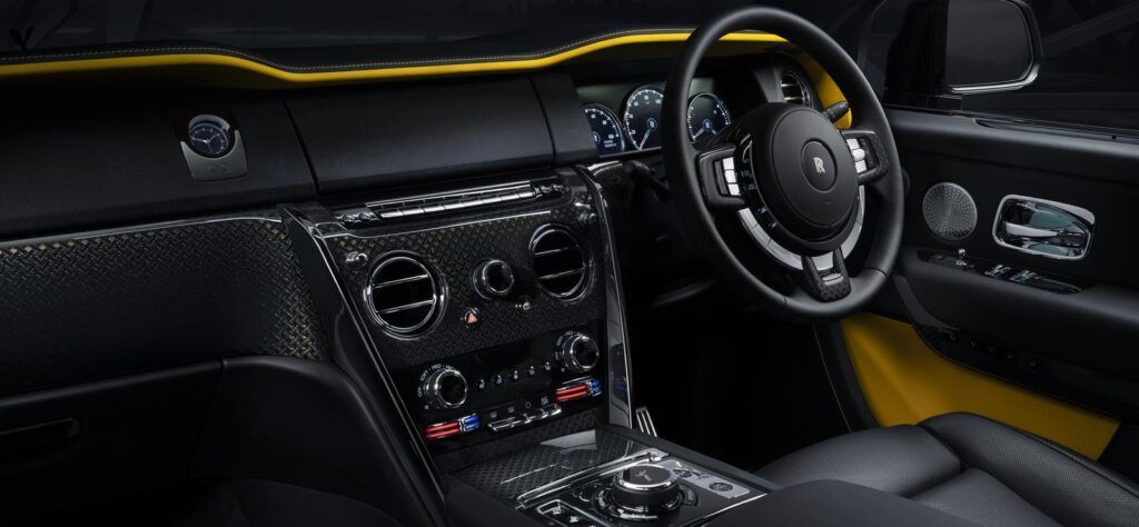 Rolls-Royce Cullinan Black Badge dashboard