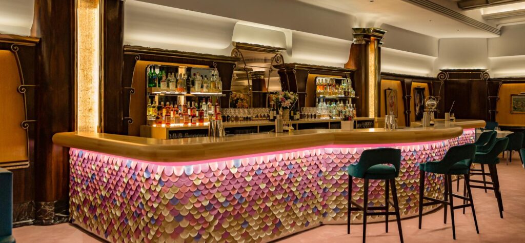 Park Row London Rogue's Gallery Bar