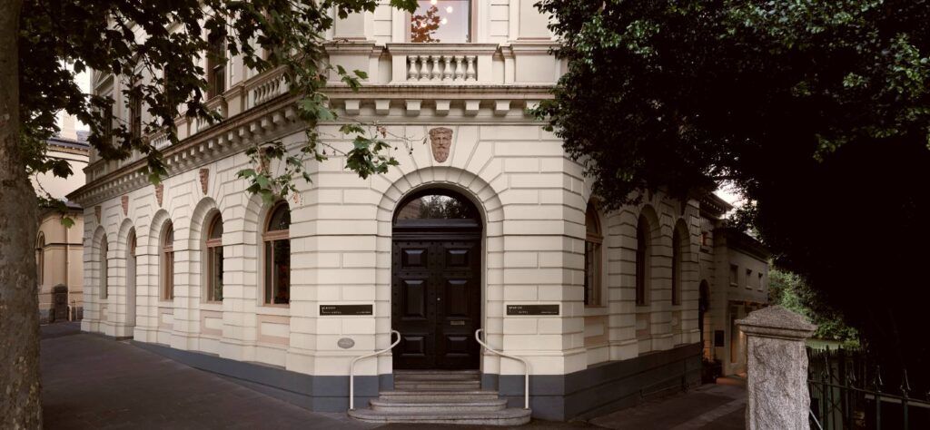 Historic Stays Australia - Ernest Hotel Bendigo
