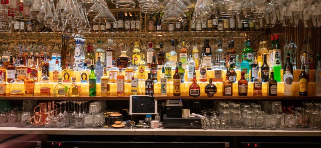 Americana Restaurant London bar