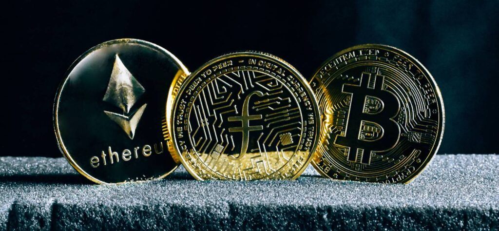 Be a Cryptomillionaire with Bitcoin and others