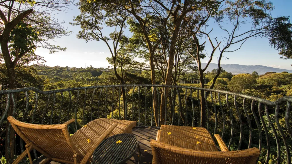 Costa Rica Eco-Tourism - Lapa Rios